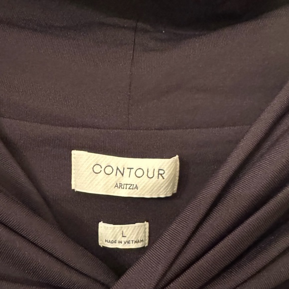 Aritzia Original Contour Twist Off-shoulder Top - Picture 5 of 6